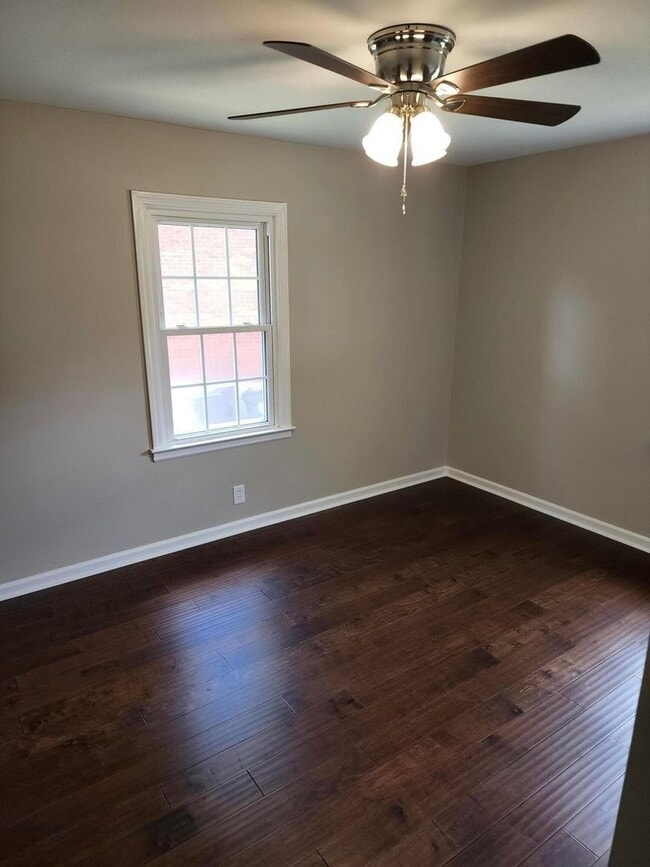 Building Photo - 2129 Dogoon Dr