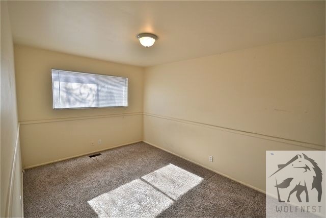 Building Photo - Beautiful 3 Bedroom West Valley Duplex