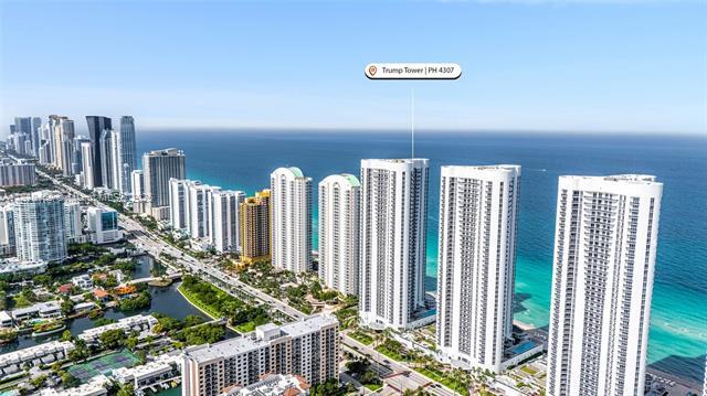 Building Photo - 16001 Collins Ave