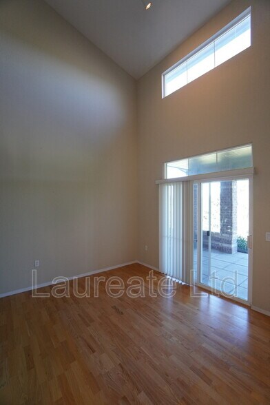 Building Photo - 6414 Silver Mesa Dr