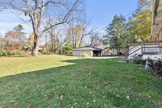 Building Photo - 131 Greenbriar Rd