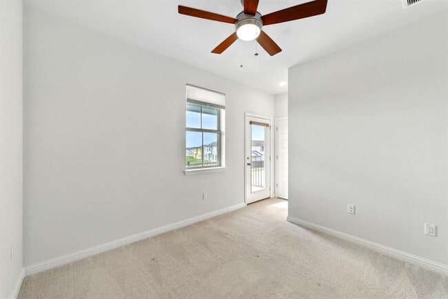 Building Photo - 7503 Lauper Dr