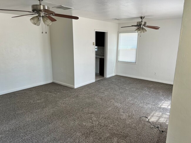 Building Photo - 3141 N Inyo St