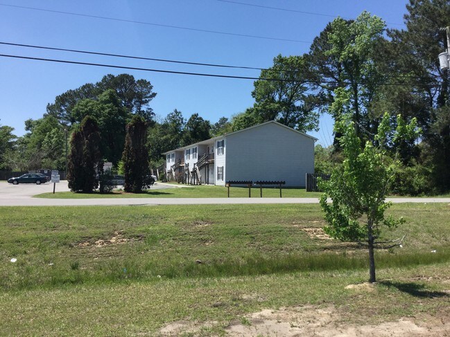 Building Photo - Cedar Commons
