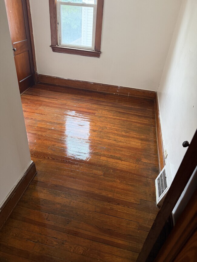 Building Photo - 10001 Stoughton Ave