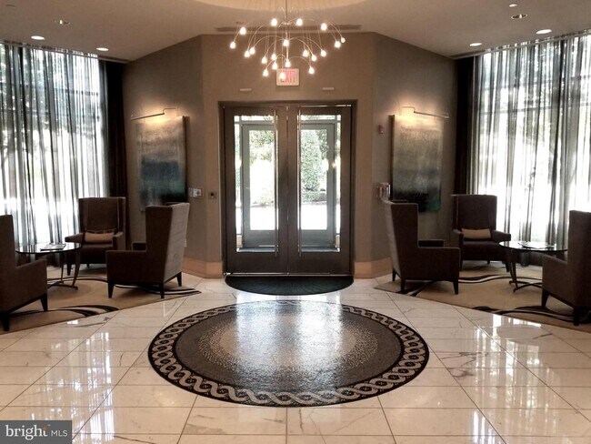 Building Photo - 155 Potomac Passage