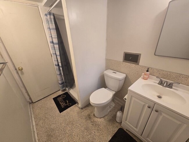 Building Photo - House for Rent in Central Cedar City