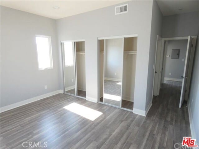 Building Photo - 1923 Holly Dr