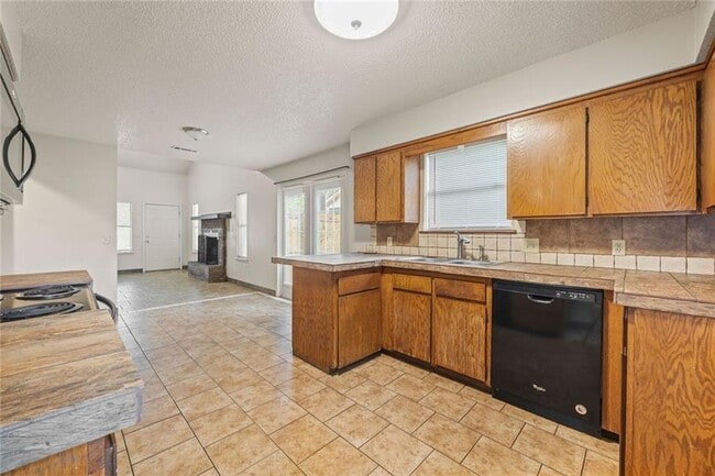 Building Photo - 507 N 37th St