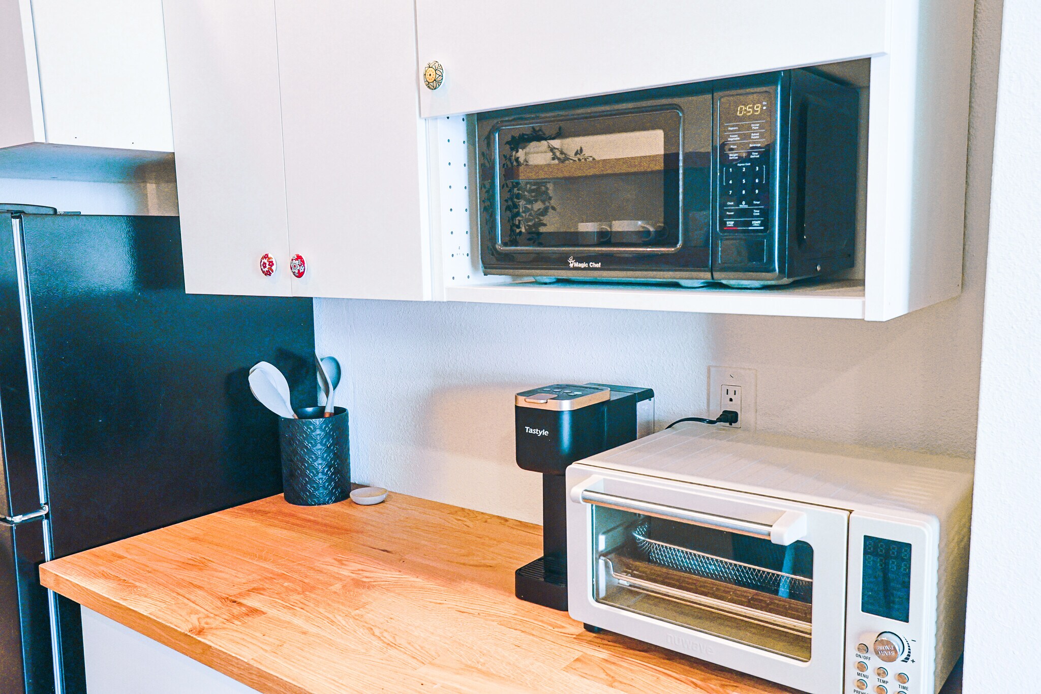 Building Photo - 6007 N Orange Blossom Ave