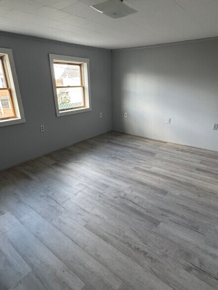 Building Photo - 59 Mill St