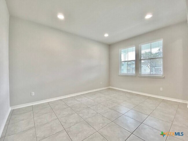 Building Photo - 2148 Pecan Island Dr