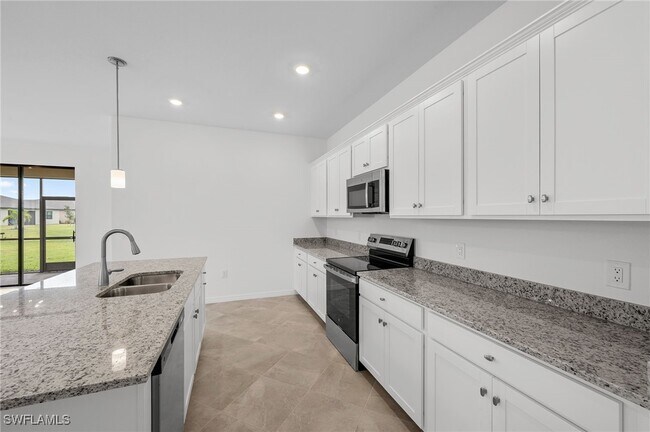 Building Photo - 15019 Palamos Cir