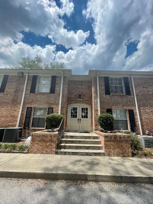 5201 ATLANTIC Blvd 5201 ATLANTIC Blvd Jacksonville FL 32207