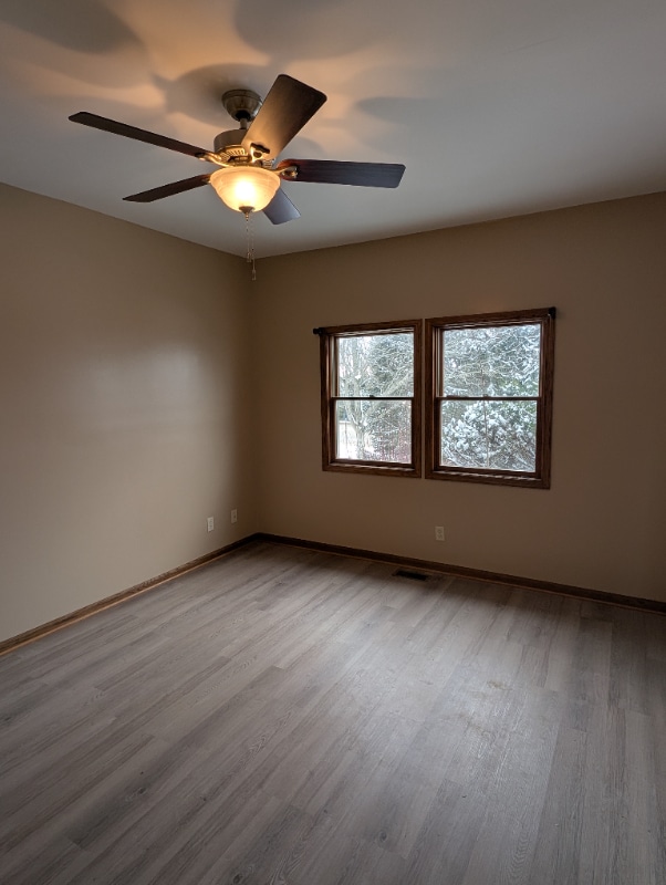 Building Photo - 604 Wilmot Ave