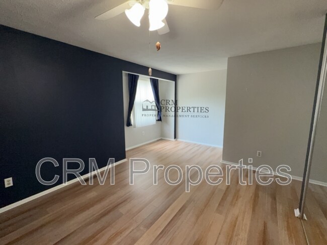 Building Photo - 9430 Aspen Grove Ln