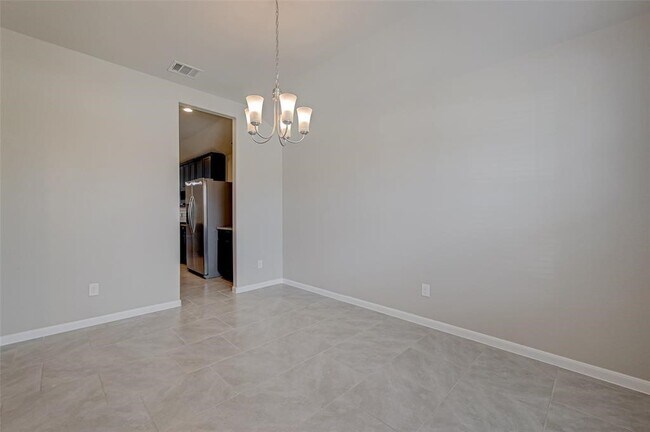 Building Photo - 2206 Mirror Ridge Ct
