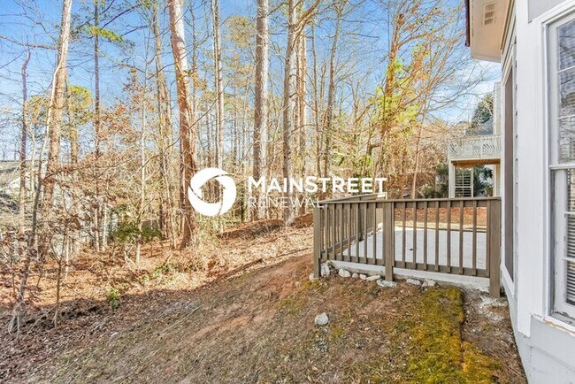 Building Photo - 4 Bedroom Pet-Friendly Home in JONESBORO, GA with Main Street Renewal