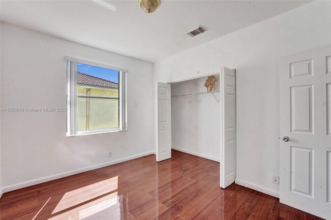 Building Photo - 10730 NW 56th Ct