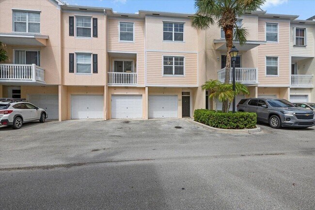 Building Photo - 155 Galicia Way