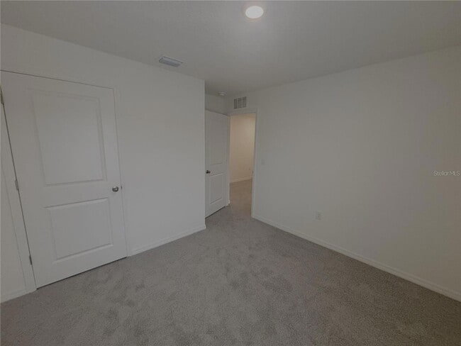 Building Photo - 481 W Rexford Dr