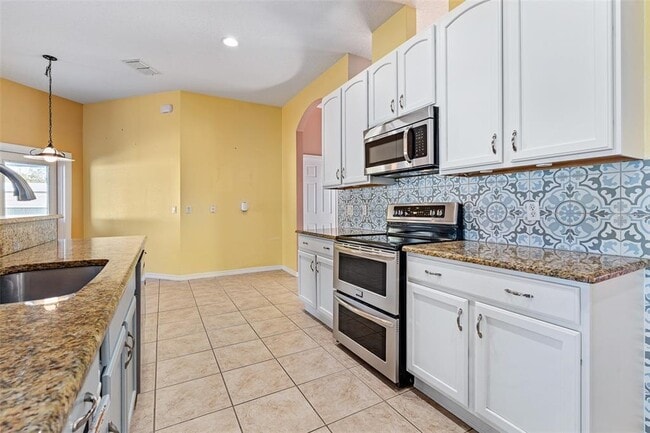 Building Photo - 33 Seamanship Trail