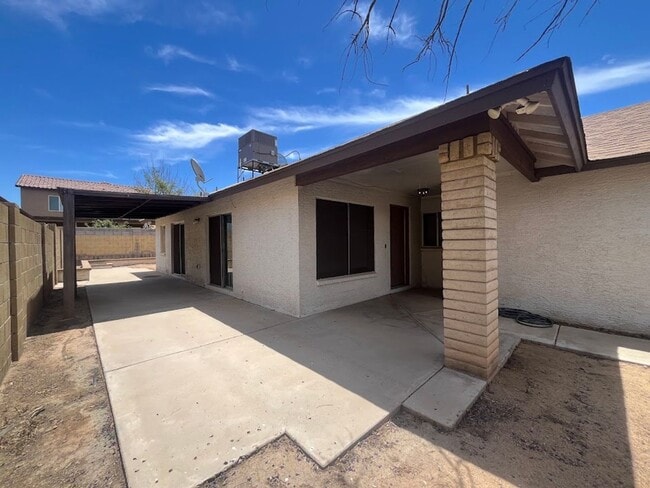 Building Photo - Charming 2 Bedroom, 2 Bathroom Home for Rent!