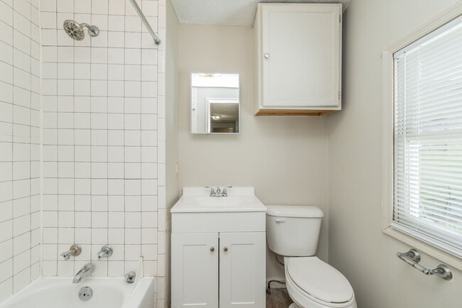 Building Photo - July Special! Application/Reservation Fees refunded at Move In!