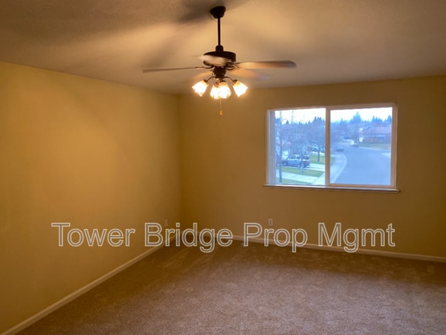 Building Photo - 10949 Bellone Way