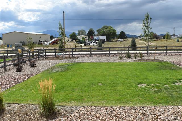 Building Photo - 7864 Desert Wrangler Dr