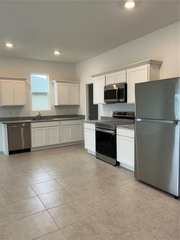 Building Photo - 456 Hennepin Lp