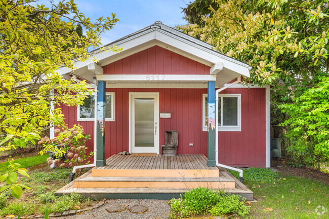 Building Photo - 8117 17th Ave SW