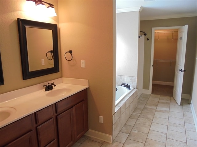 Building Photo - 3581 Spence Cir