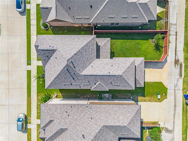 Building Photo - 12261 Hesse Dr