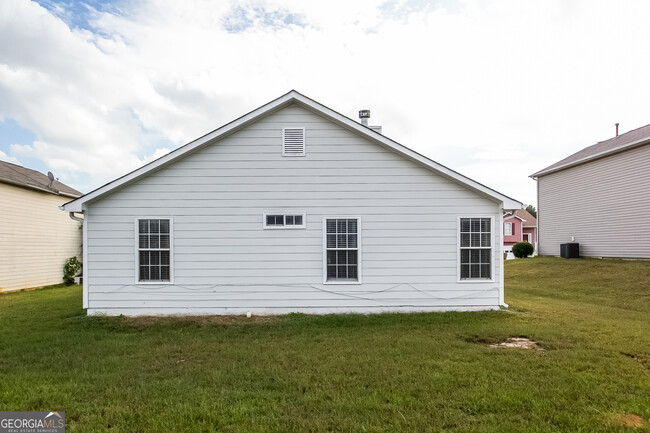 Building Photo - 5710 Rock Shoals Way