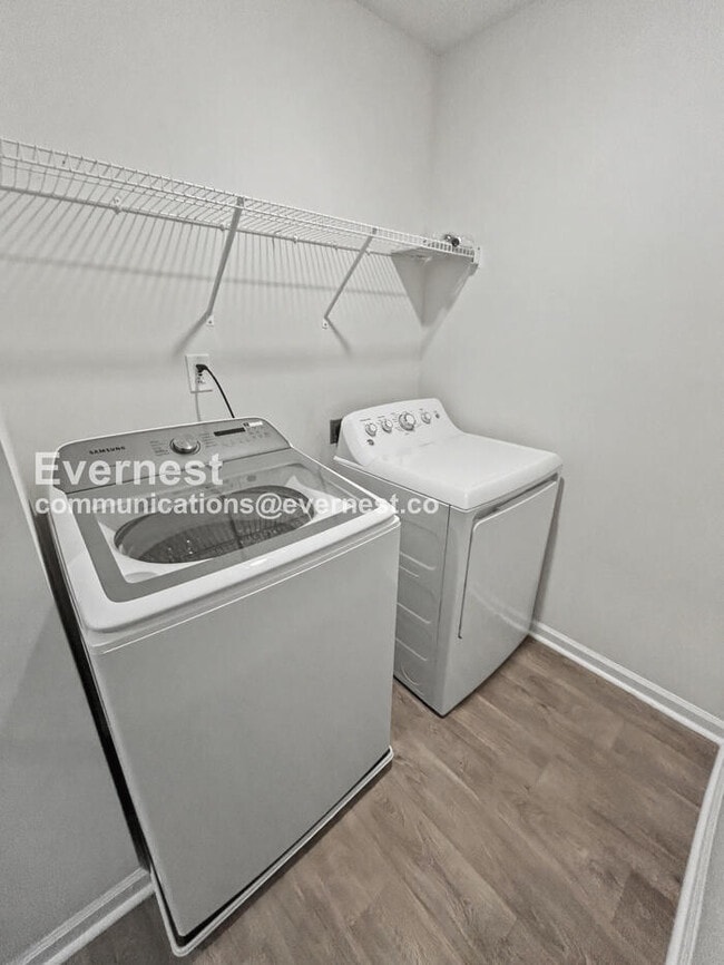 Building Photo - 6777 Capstone Ct