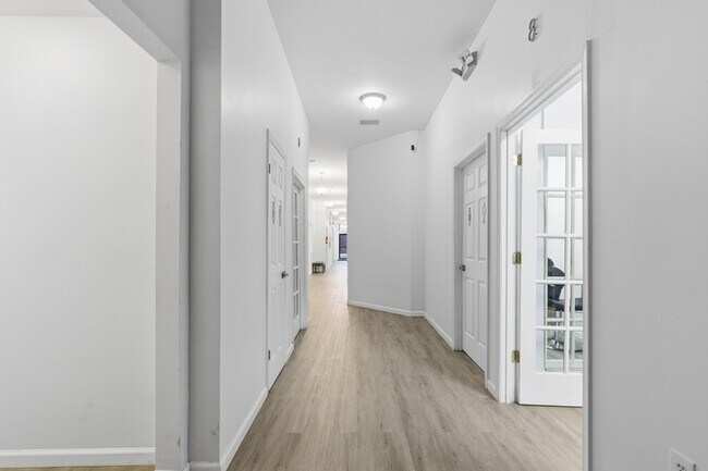 Building Photo - 4341 Park Heights Ave