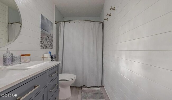 Building Photo - 17462 Front Beach Rd