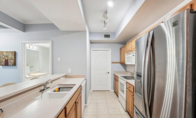 Building Photo - For Rent- Furnished or Vacant