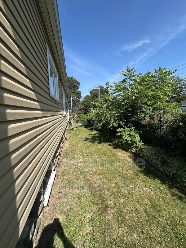 Building Photo - 85 Quinapoxet Ln