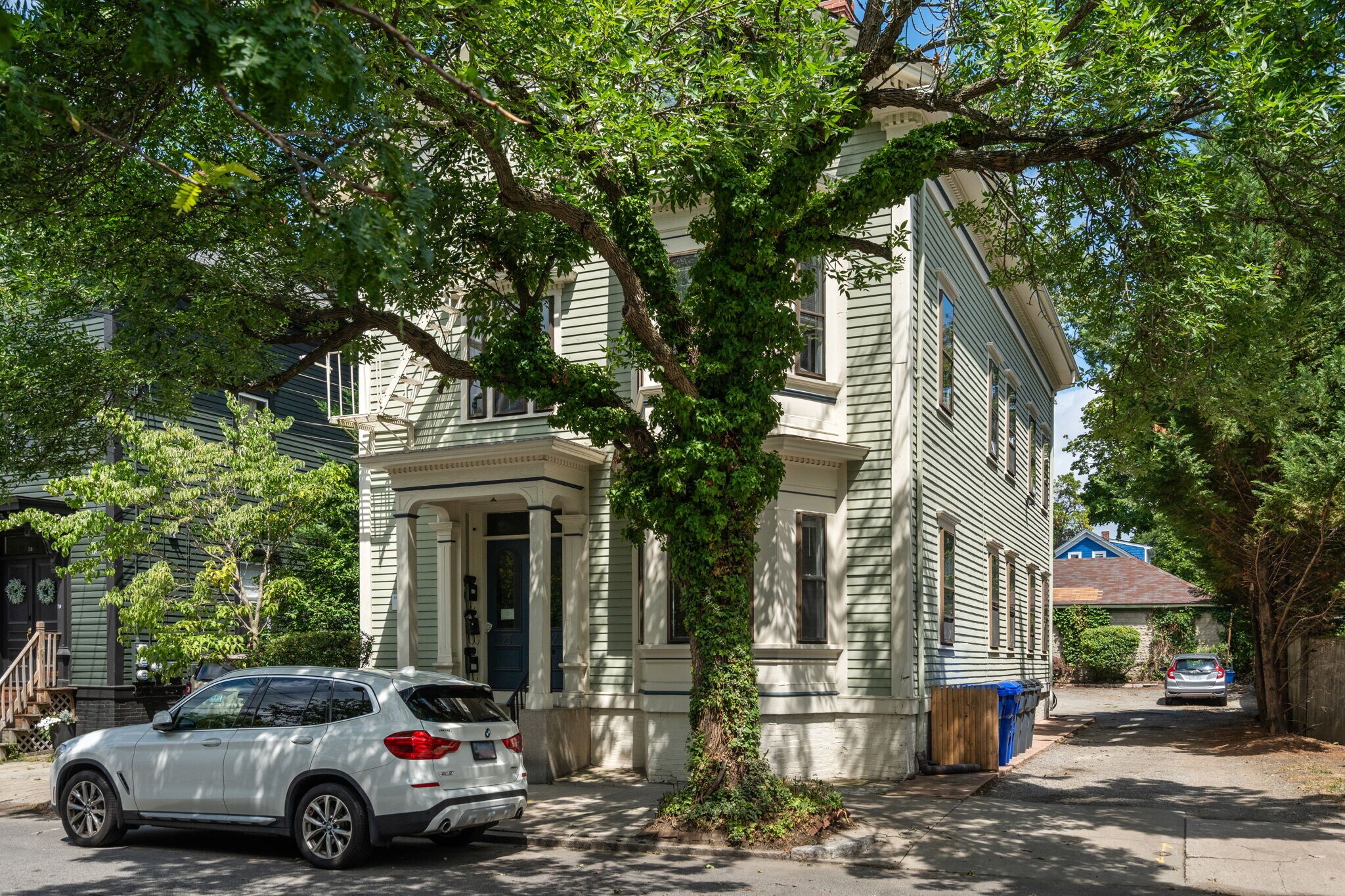 Building Photo - 75 Wood St