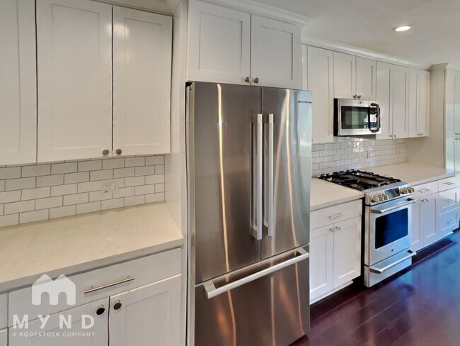 Building Photo - 990 Tera Ct