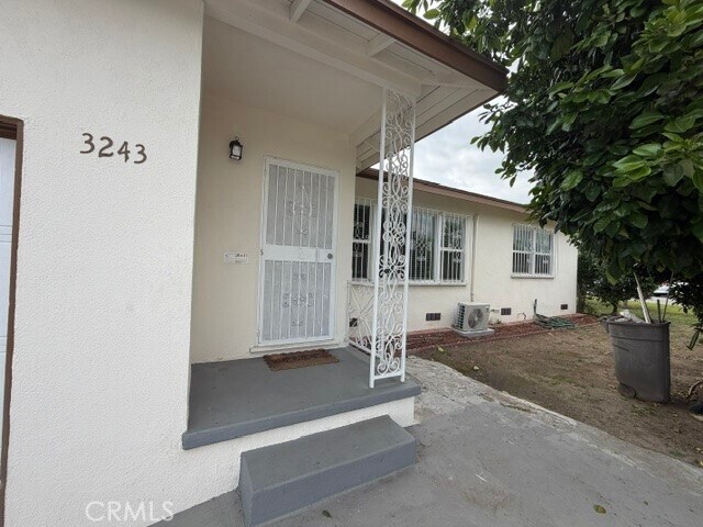 Building Photo - 3243 Rosemead Pl