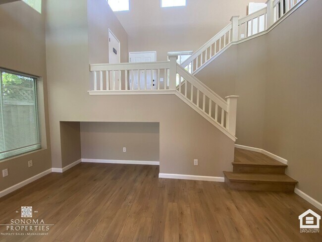 Building Photo - Light-Filled 3BD/2BA Home in Desirable Fry...