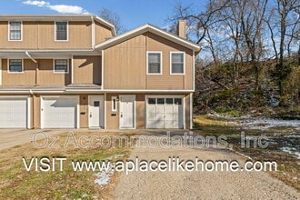 Building Photo - 3141 Eaton St