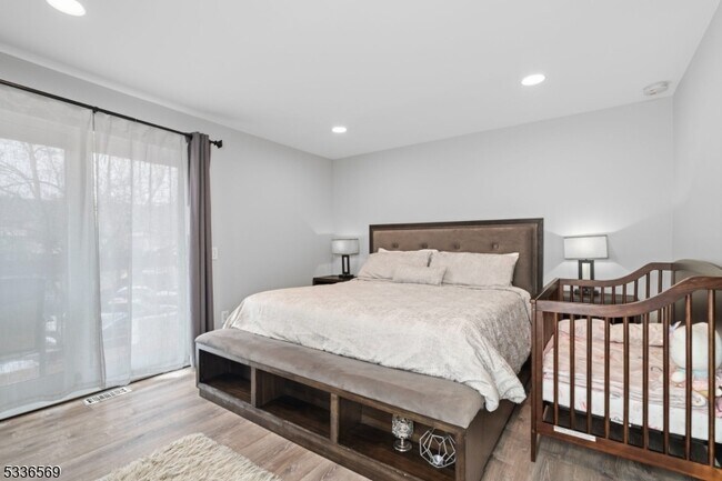 Building Photo - 3001 Revere Ct