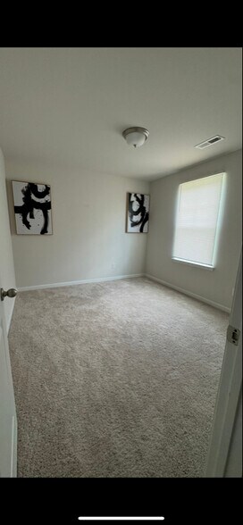 Building Photo - 201 Prince Ln