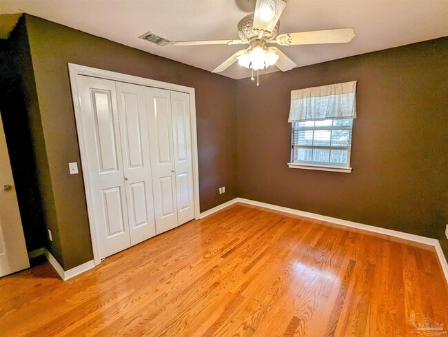 Building Photo - 9150 Stillbridge Ln