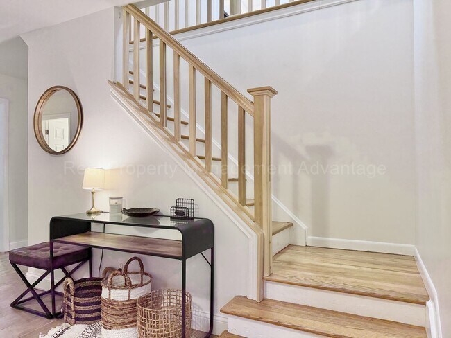 Building Photo - Spacious 4-Bedroom Colonial Minutes from Birmingham