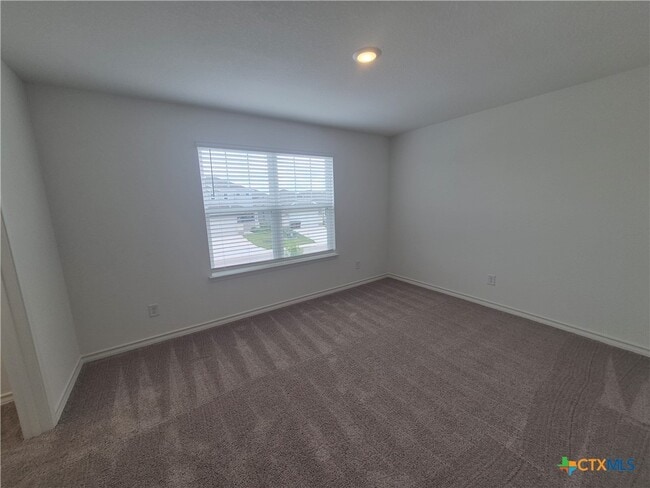 Building Photo - 942 Bluegrass Pt